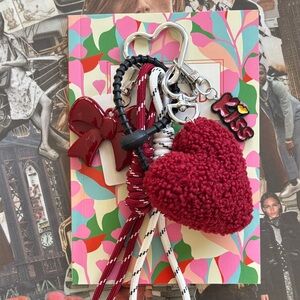 ❤️💋🎀NEW! Fuzzy Heart Keychain Bag Charm🎀💋❤️